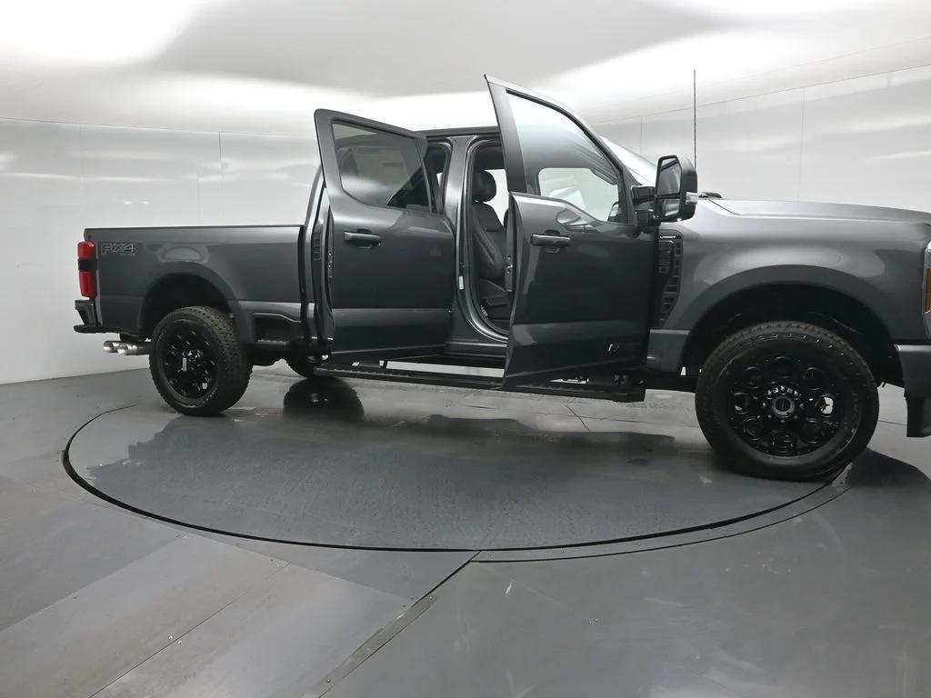 New 2026 Carbonized Gray Metallic Ford Lariat image 23