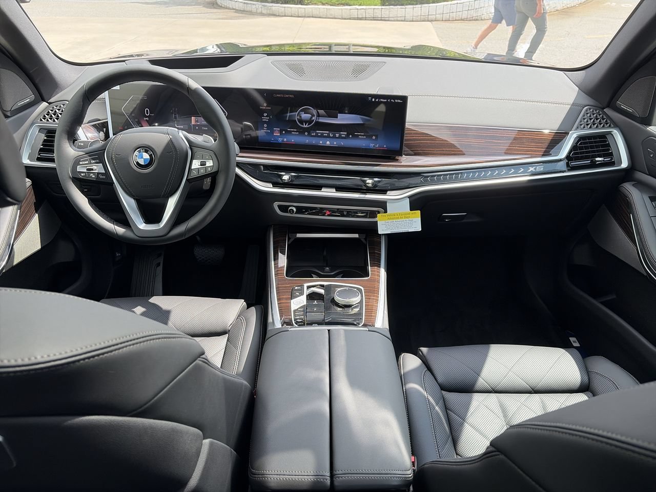 New 2026 Black Sapphire Metallic BMW xDrive40i image 29