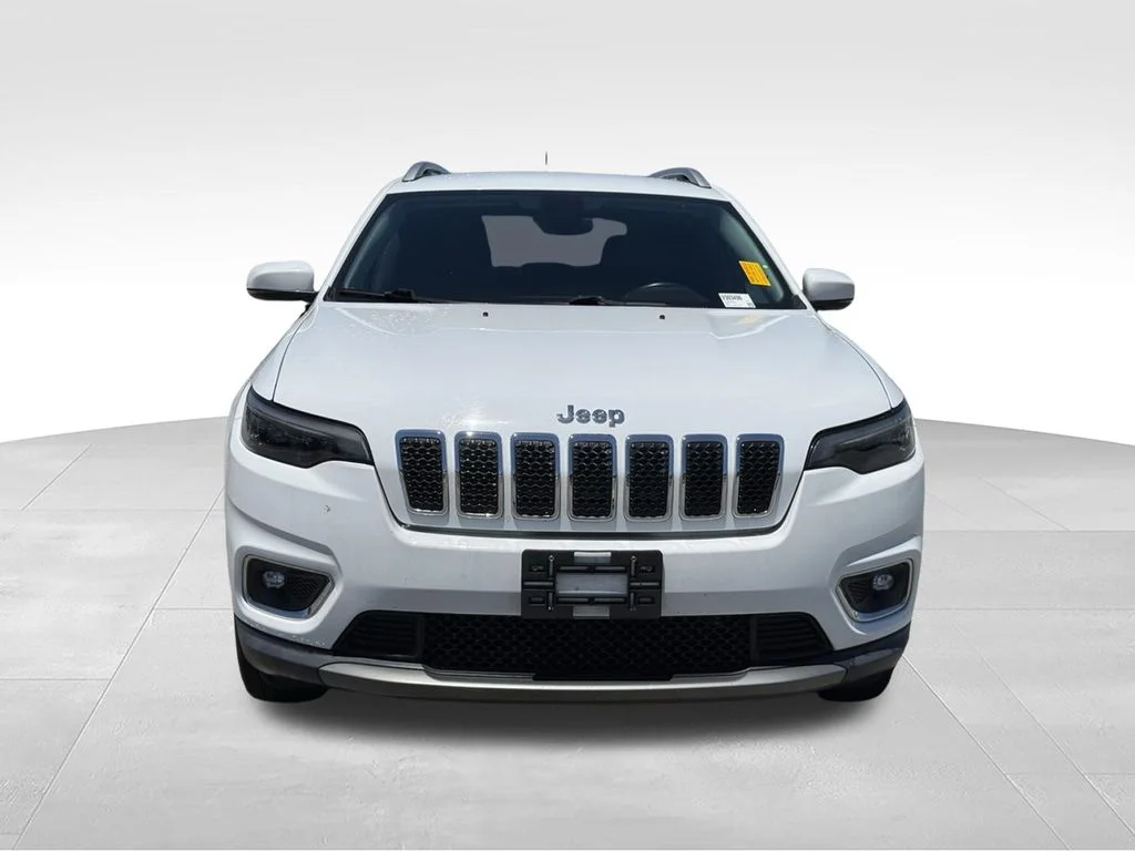 Used 2019 White Jeep Limited image 22