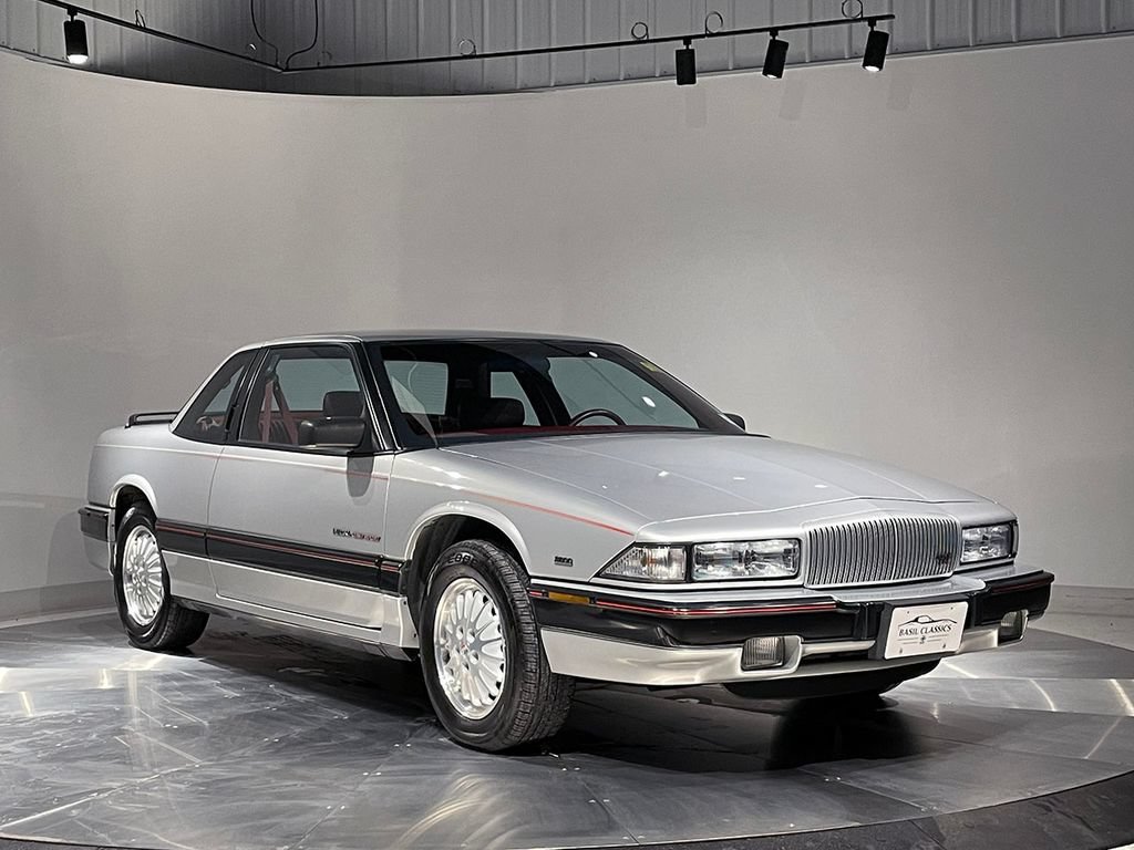 Used 1991  Buick Custom image 88
