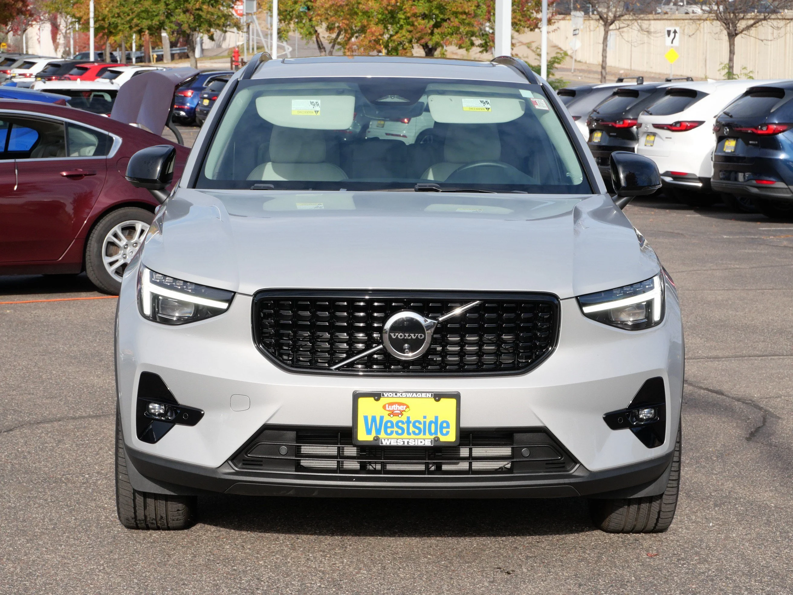 Used 2024 Silver Dawn Metallic Volvo Plus Dark Theme image 2