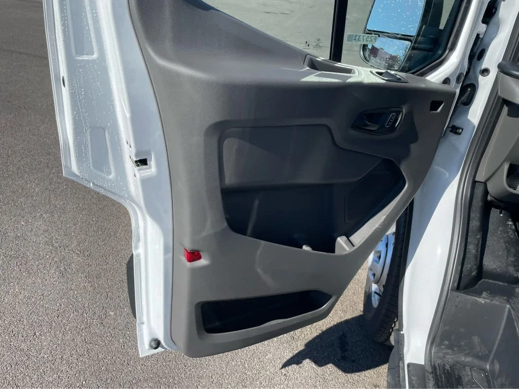 New 2025 Oxford White Ford Cargo Van image 12