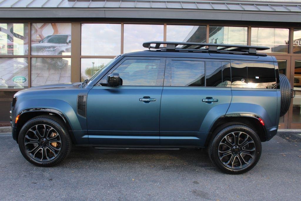 2026 Land Rover Defender OCTA - Photo 11