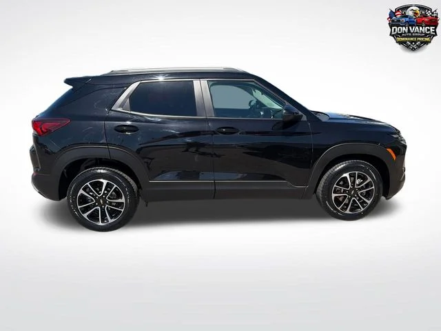 Used 2025 Black Chevrolet LT image 7