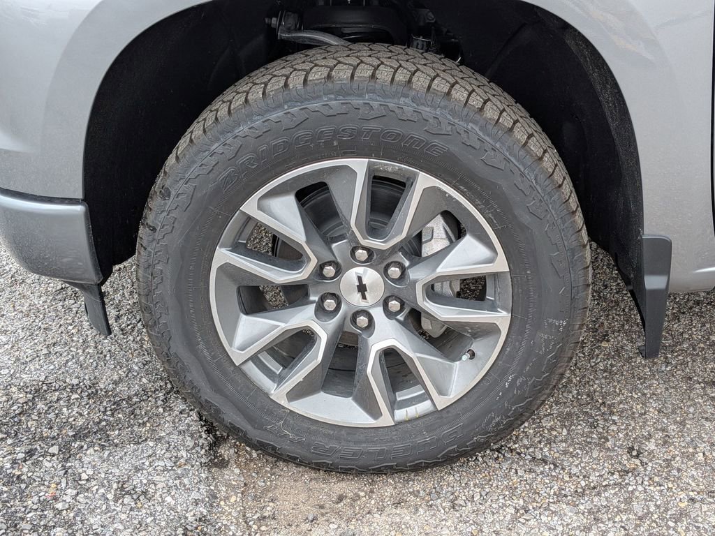New 2026 Sterling Gray Metallic Chevrolet RST image 11