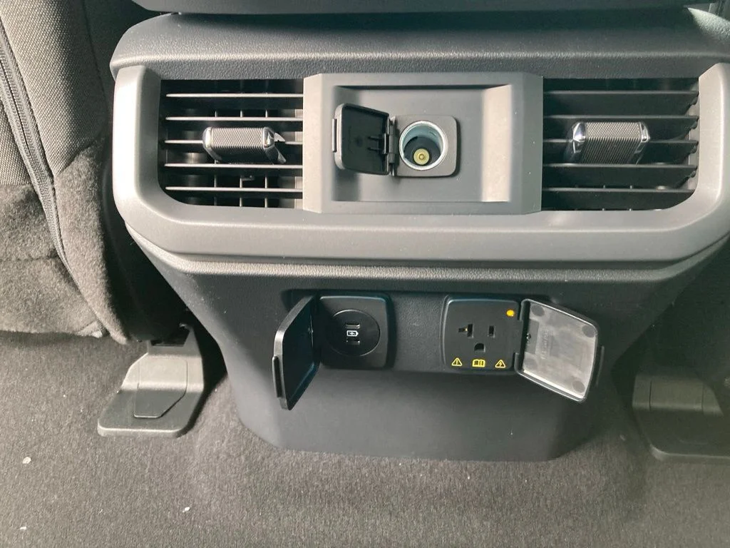 Used 2025 Gray Ford XLT image 59