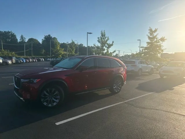 Used 2024 Red Mazda 3.3 Turbo Premium image 1