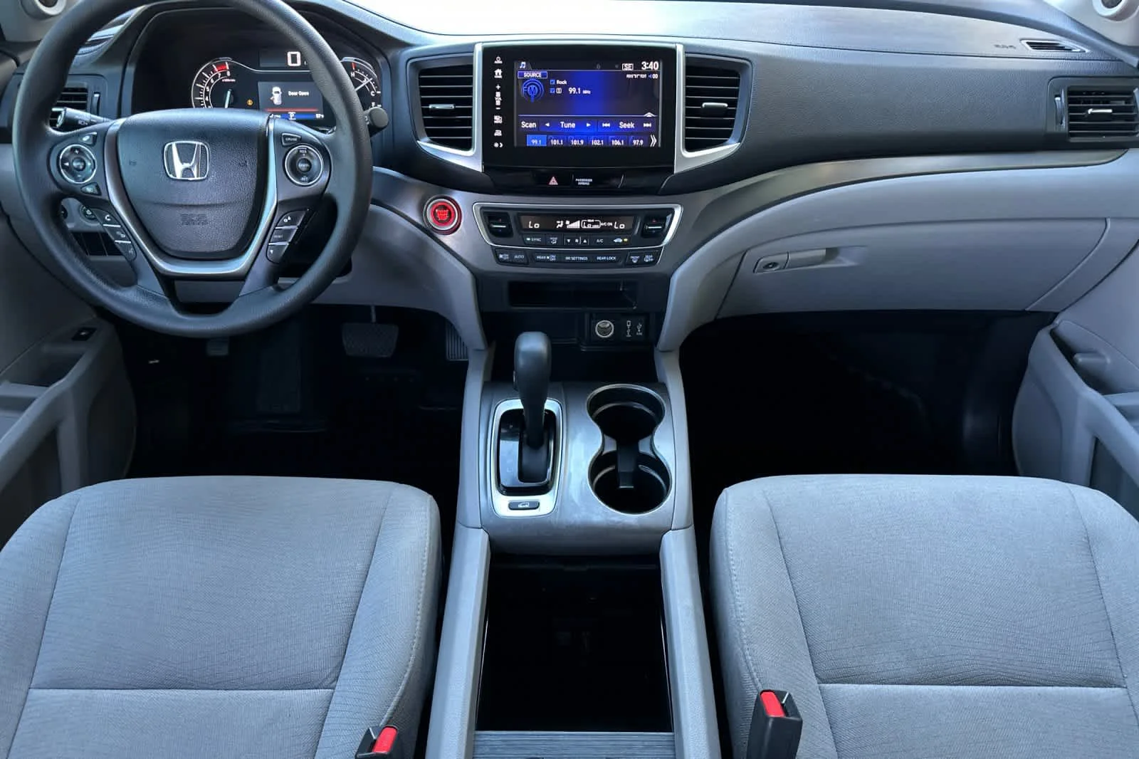 Used 2018  Honda EX image 3