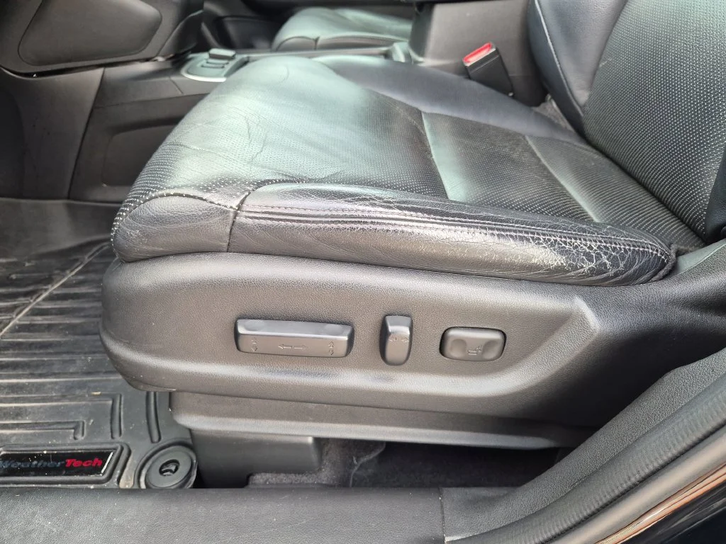 Used 2016 Black Honda Touring image 18
