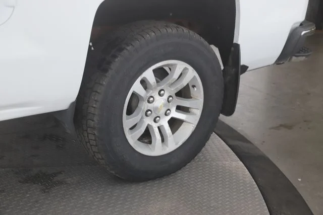 Used 2018 White Chevrolet LT image 14