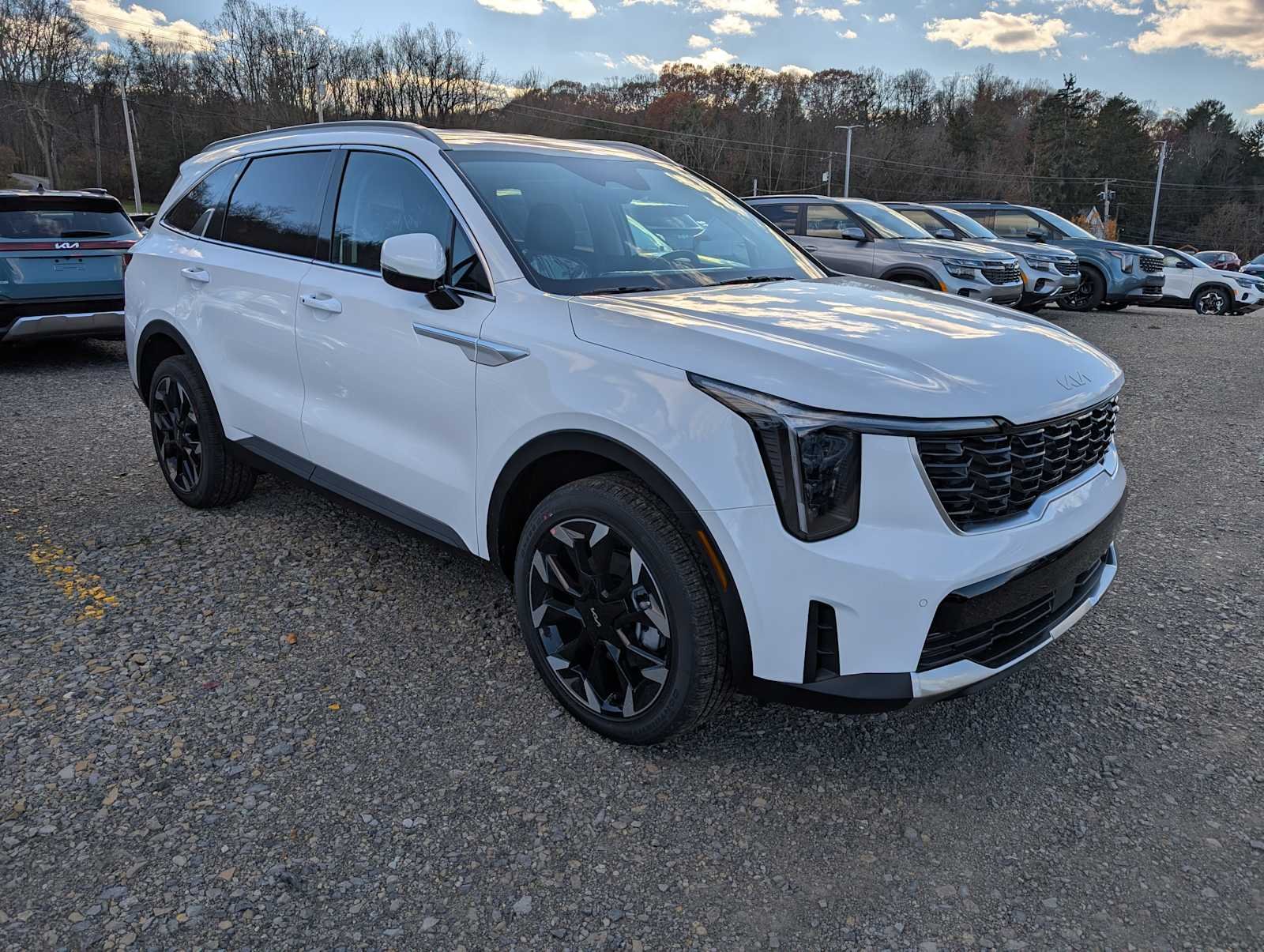2026 Kia Sorento EX - Photo 6