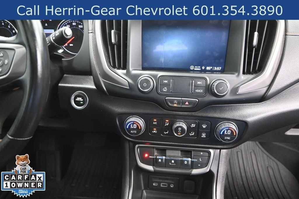 Used 2023 Silver GMC AT4 image 28