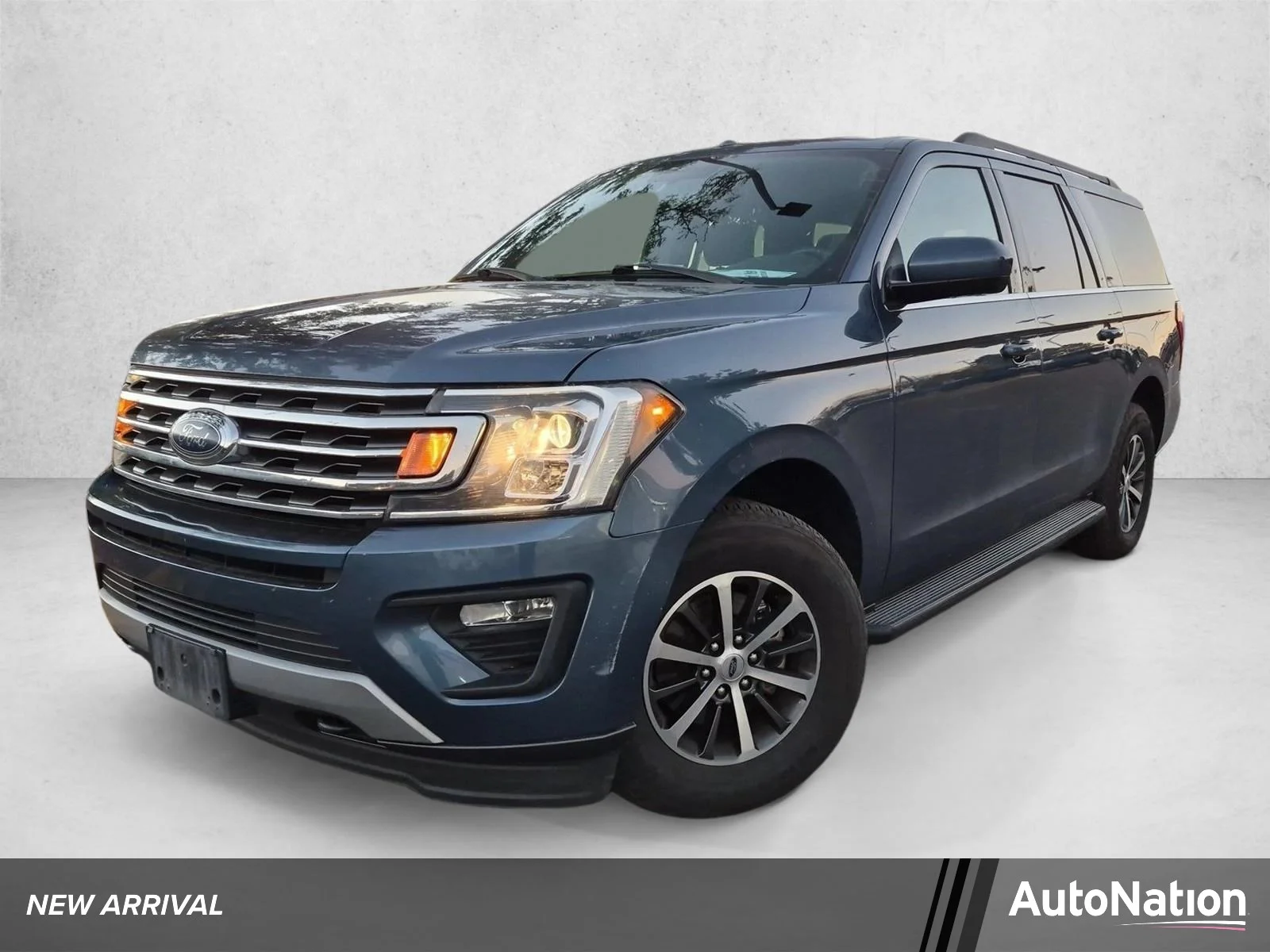 Used 2019 Blue Metallic Ford XLT image 1