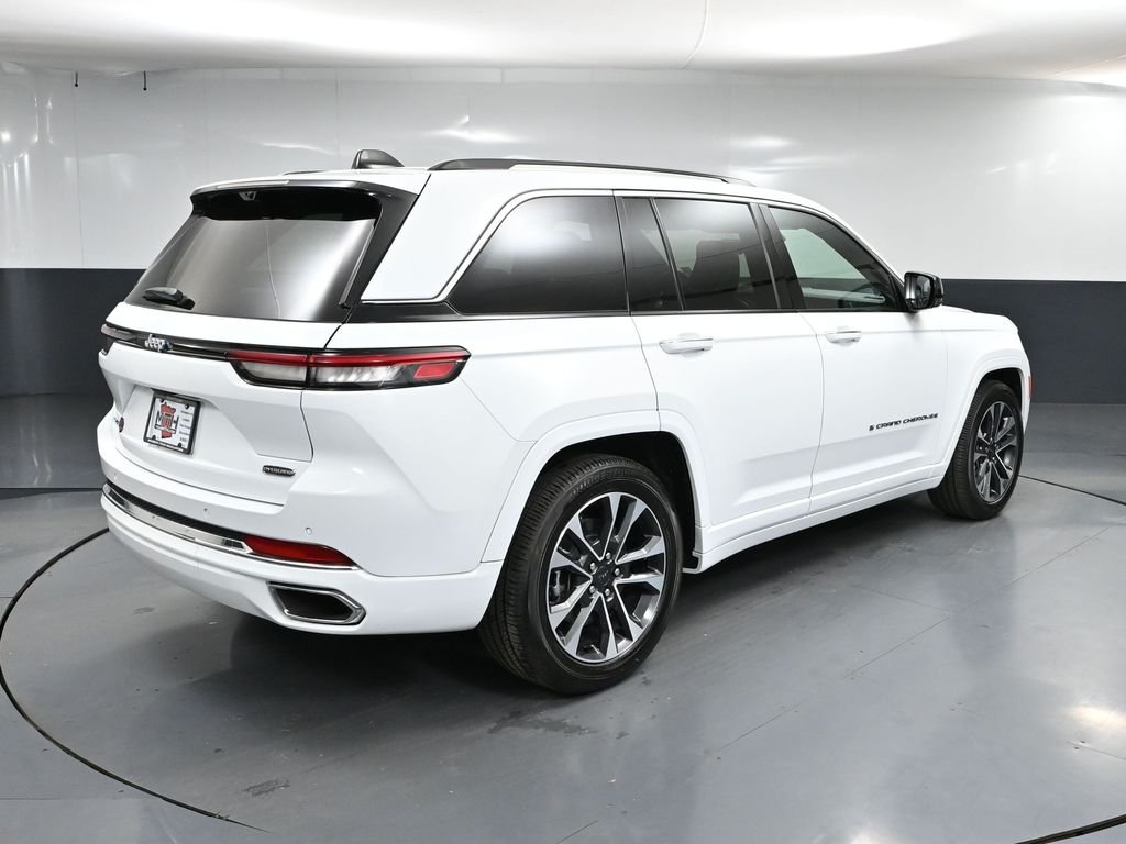 2023 Jeep Grand Cherokee Overland 4xe photo 4