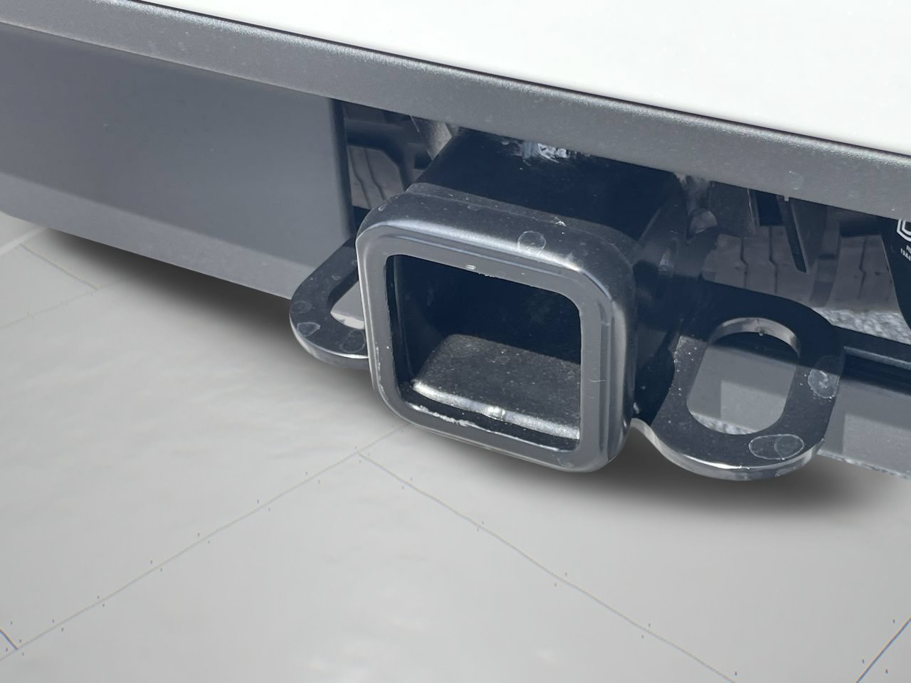 New 2027 Star White Metallic Tri-Coat Ford Active image 9