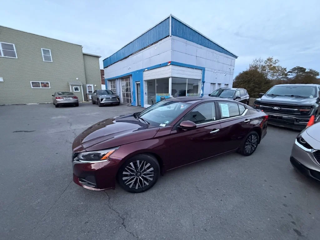 Used 2023 Nissan Altima SV with VIN 1N4BL4DV2PN420181 for sale in Forest City, PA