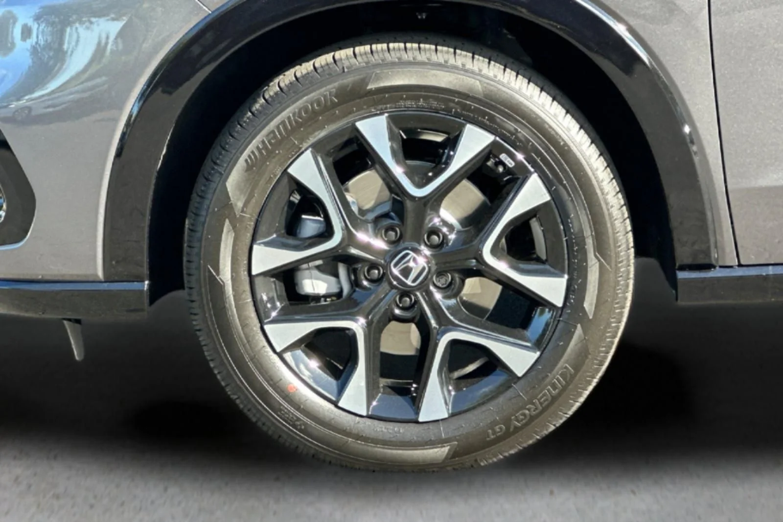 New 2027 Gray Honda EX-L image 31