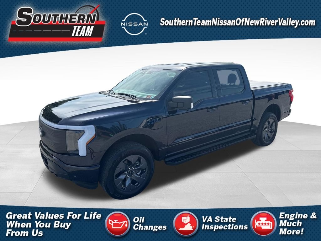2025 Ford F-150 Flash 4x4 SuperCrew 5-1/2 Box's photo