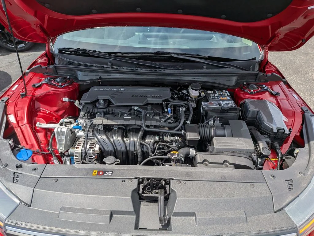 New 2026 Currant Red Kia LXS image 34