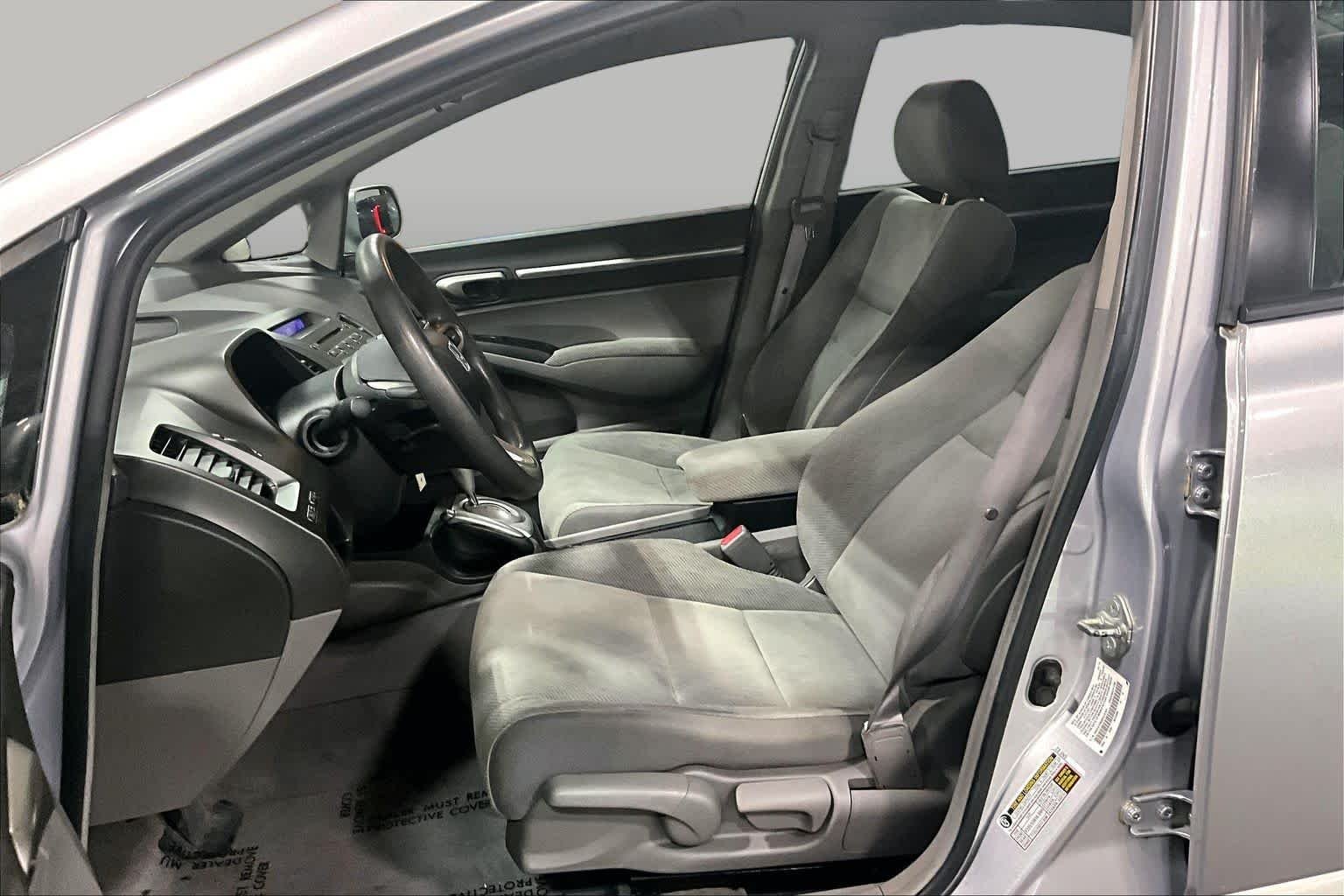 Used 2011 Alabaster Silver Metallic Honda EX image 7