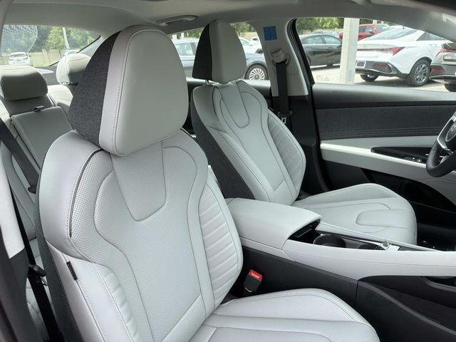 New 2026 Black Hyundai Limited image 15