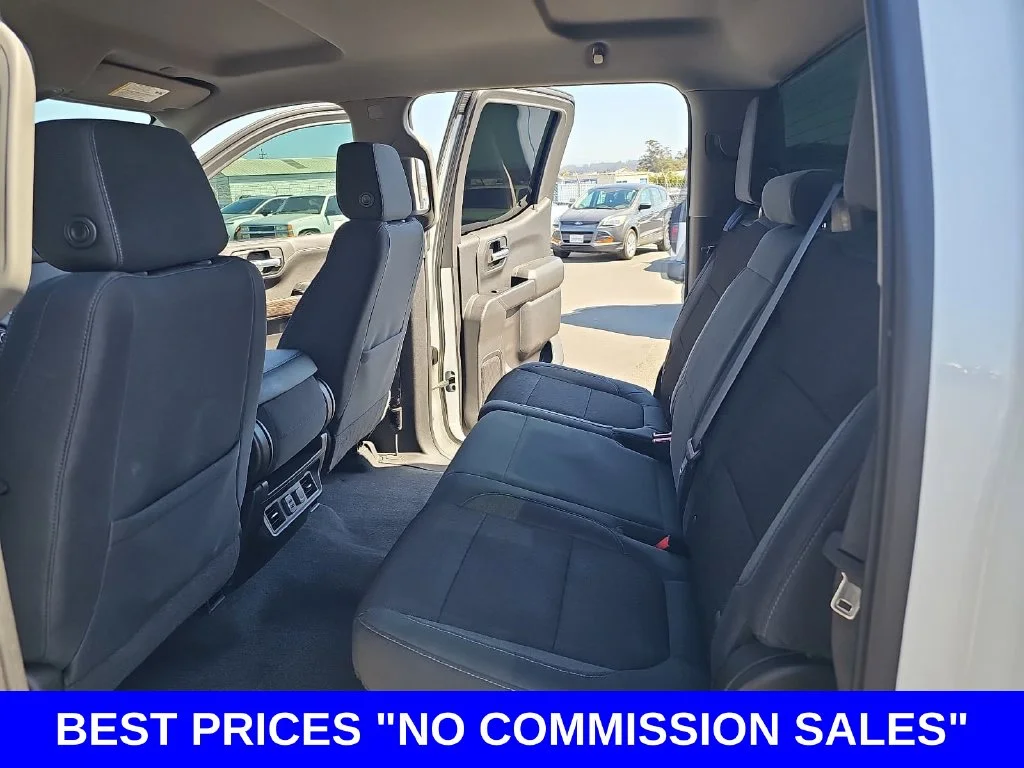 Used 2019 White Chevrolet LT image 13