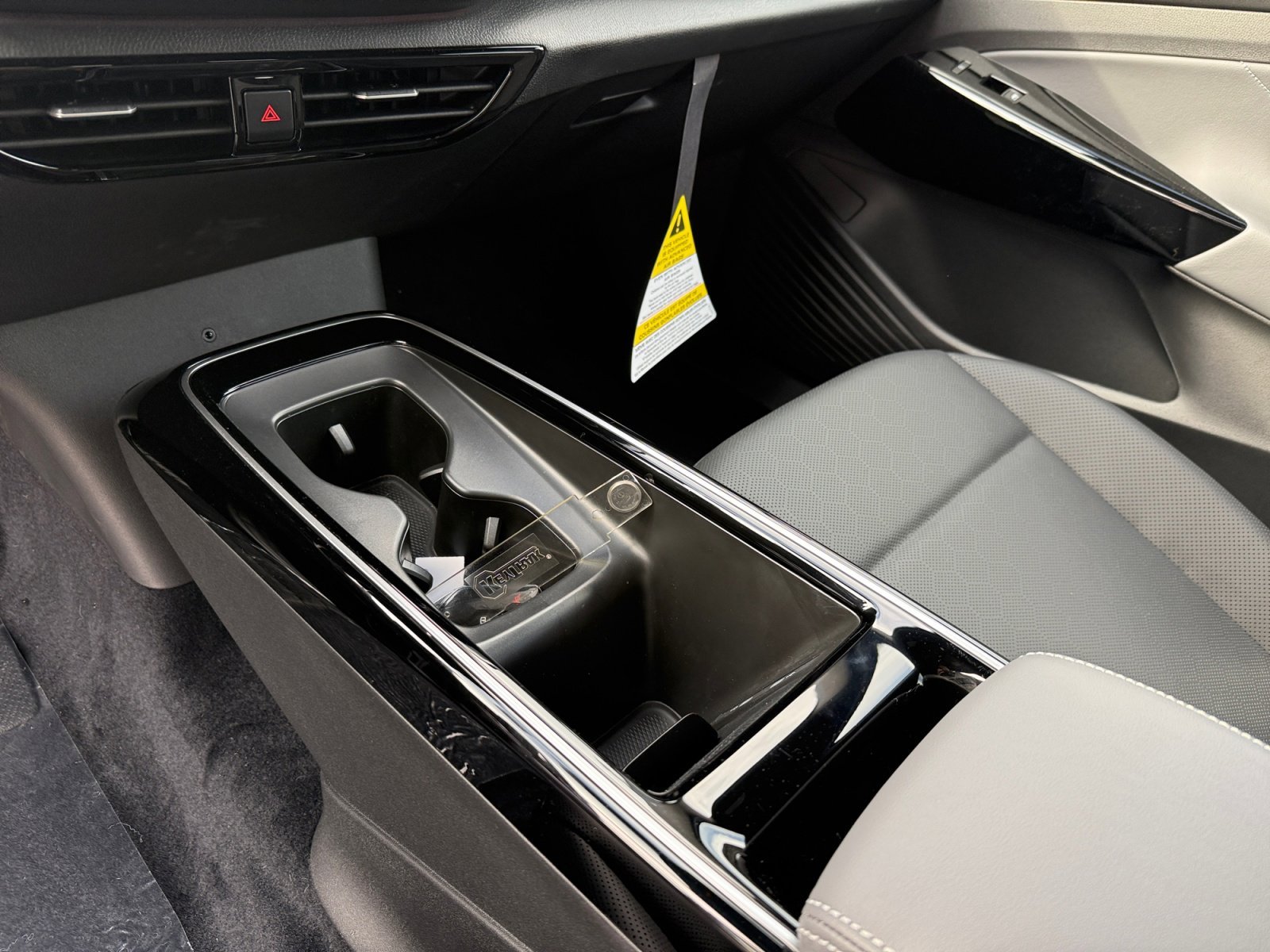 New 2026 Silver Mist Volkswagen Pro S image 13