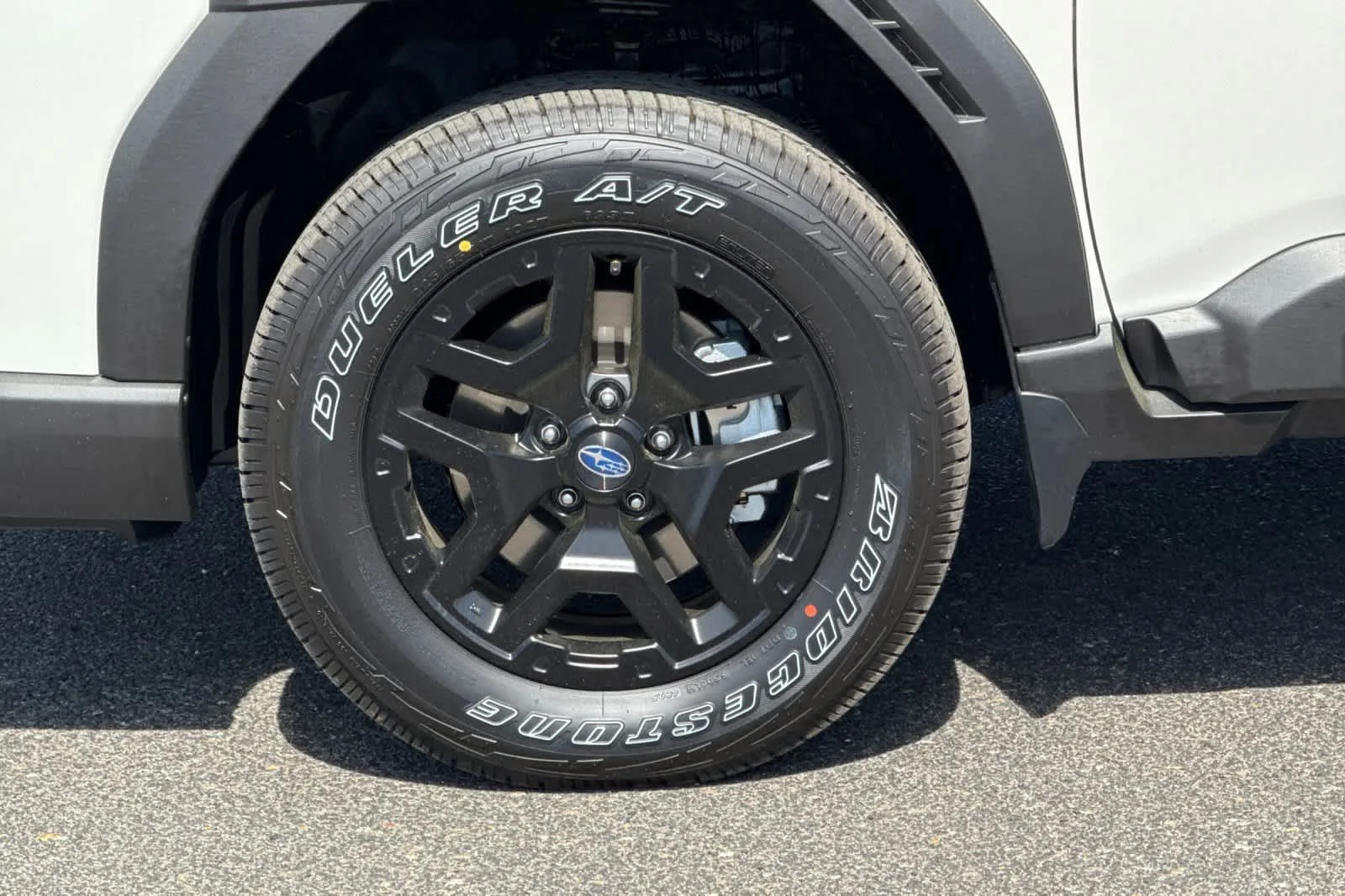 New 2026 CRYSTAL WHITE PEARL Subaru Wilderness image 25