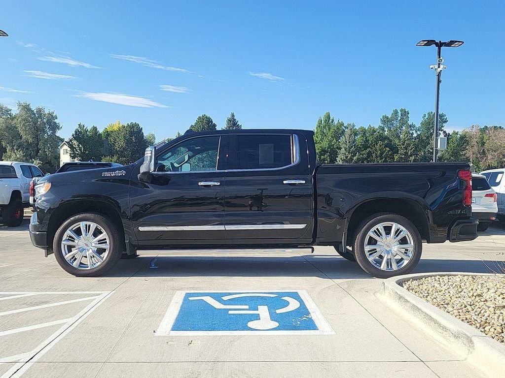 Used 2025 Black Chevrolet High Country image 5