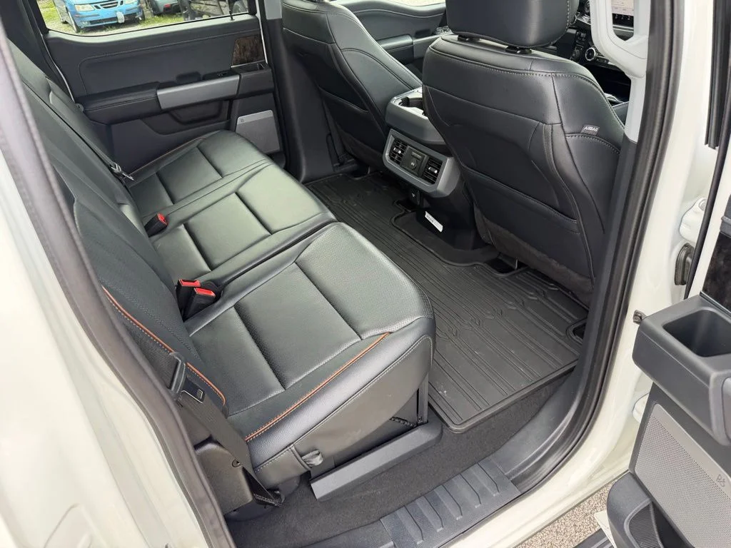 2025 Ford F-350 Super Duty Lariat - Photo 42