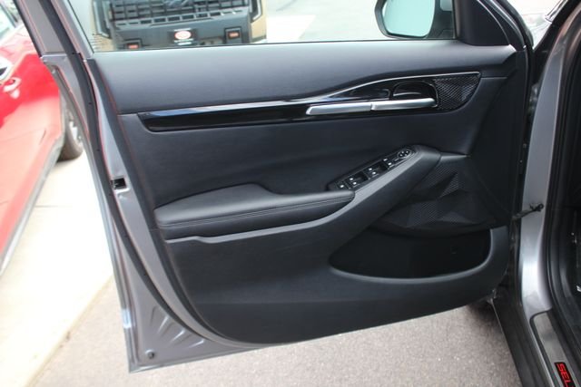 Used 2022 Gray Kia EX image 21