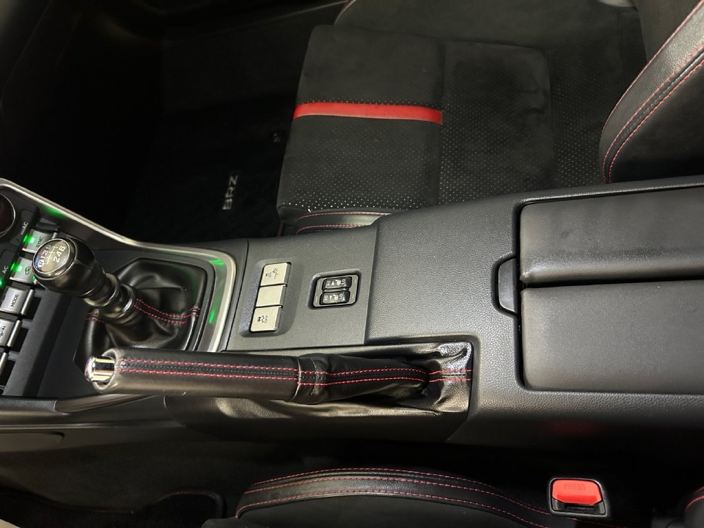 Used 2023 Black Subaru Limited image 20
