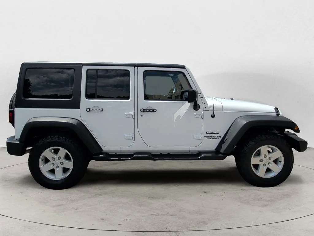 Used 2015 White Jeep Unlimited Sport image 6