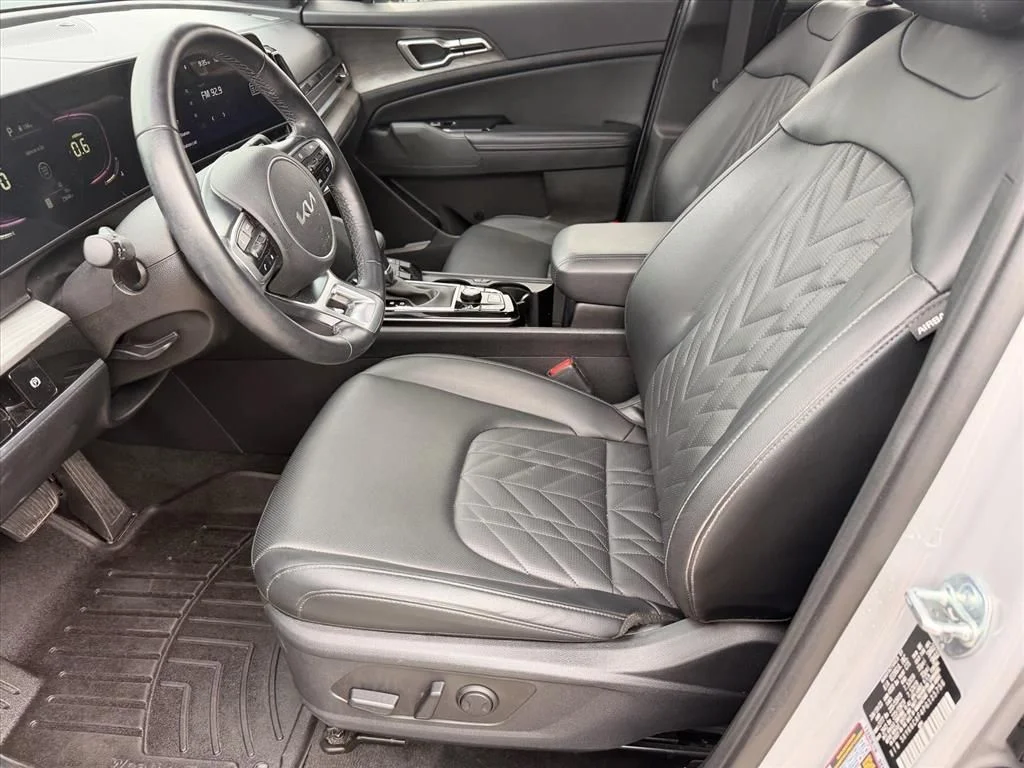 Used 2023 Gray Kia X-Line image 8