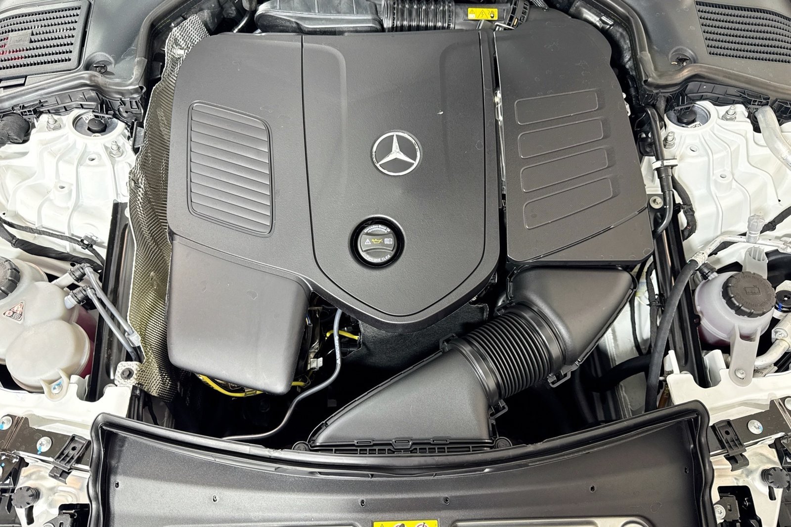 New 2026 Polar White Mercedes-Benz C 300 image 27