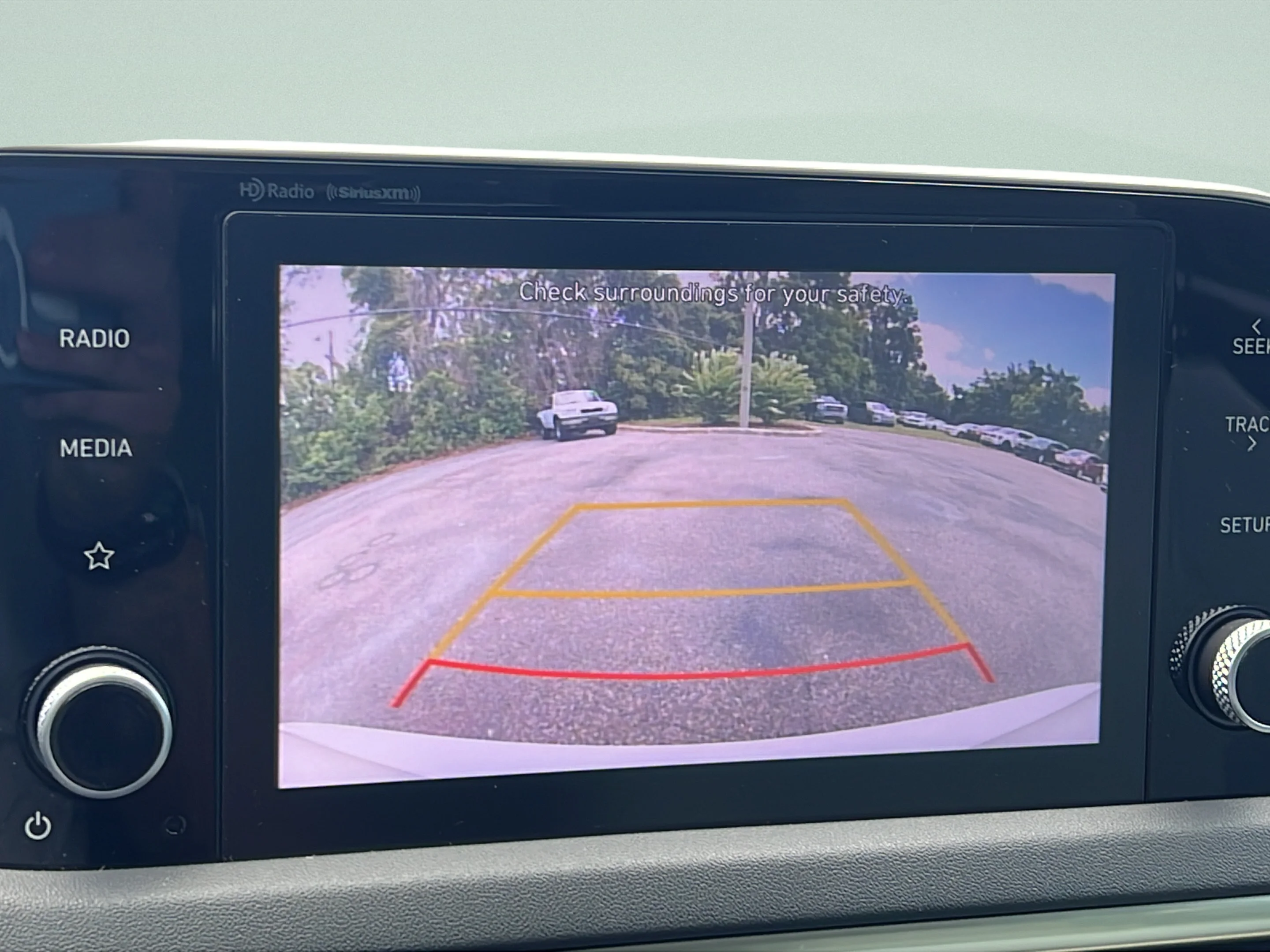 Used 2022 Quartz White Hyundai SEL image 17