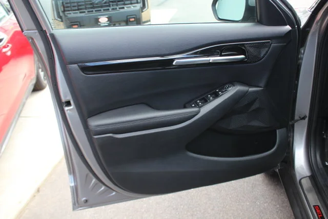 Used 2022 Gray Kia EX image 21