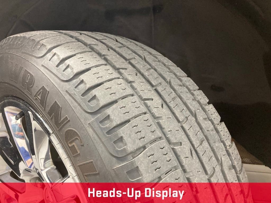Used 2017 IRIDIUM METALLIC GMC Denali image 27