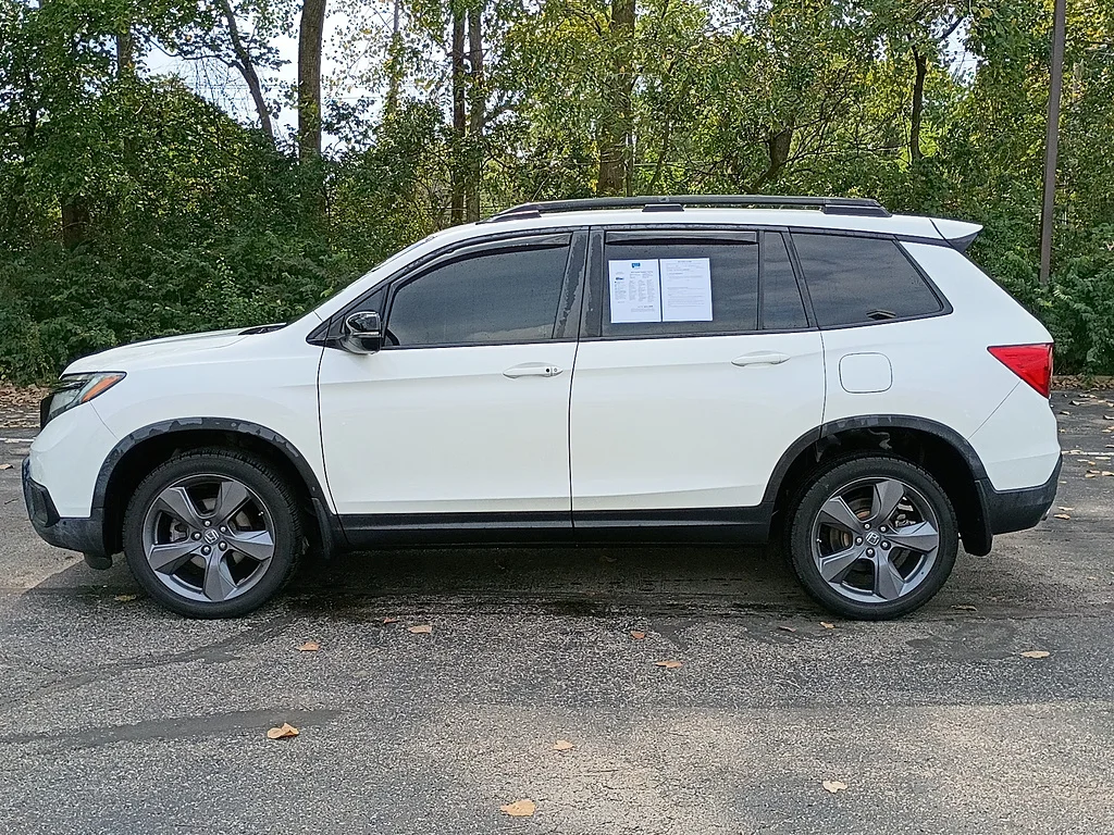 Used 2019 WHITE Honda Touring image 6