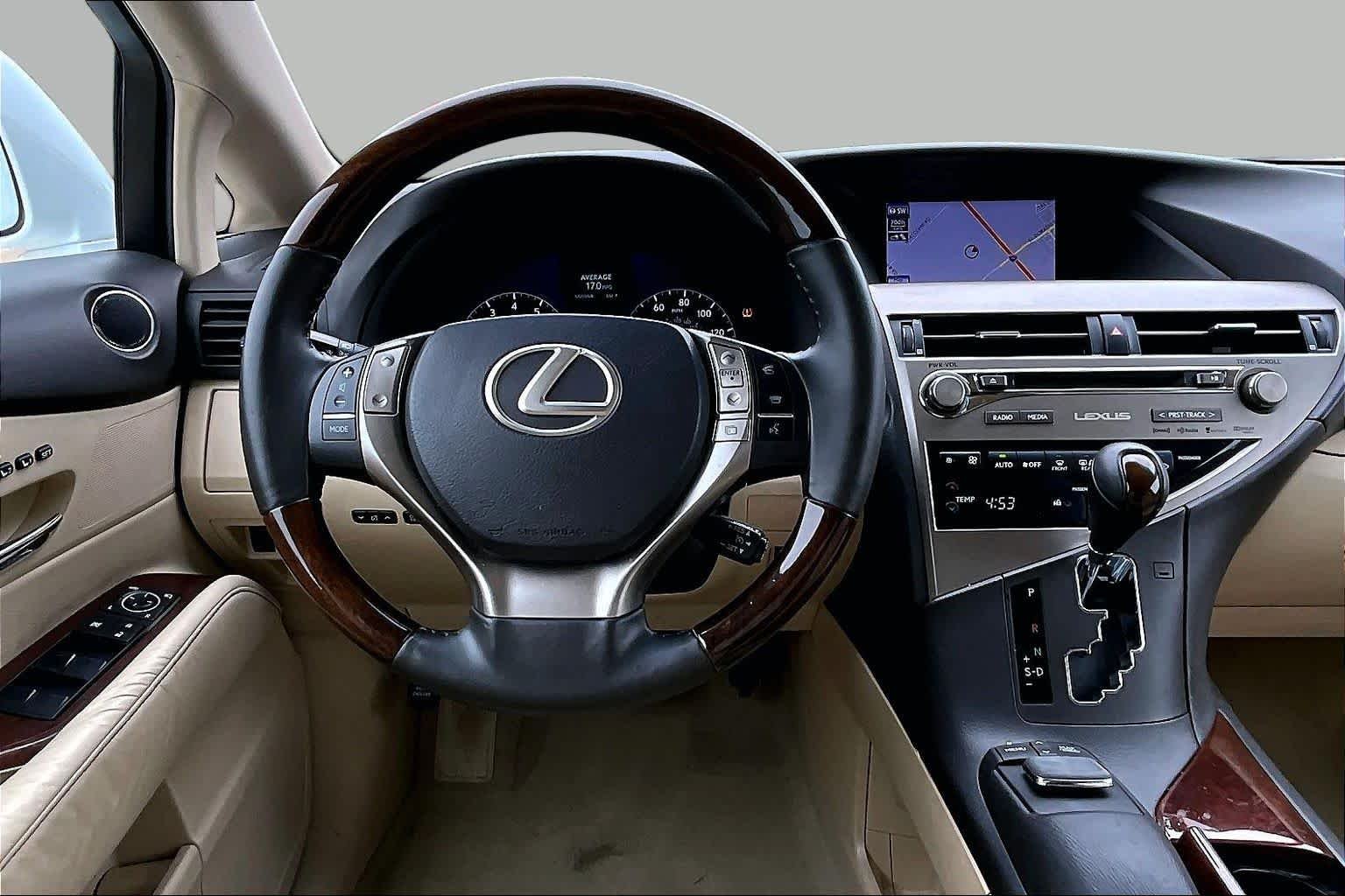 Used 2015 Starfire Pearl Lexus  image 6