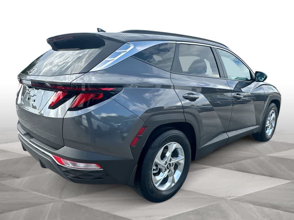 Used 2024 Titan Gray Hyundai SEL image 8