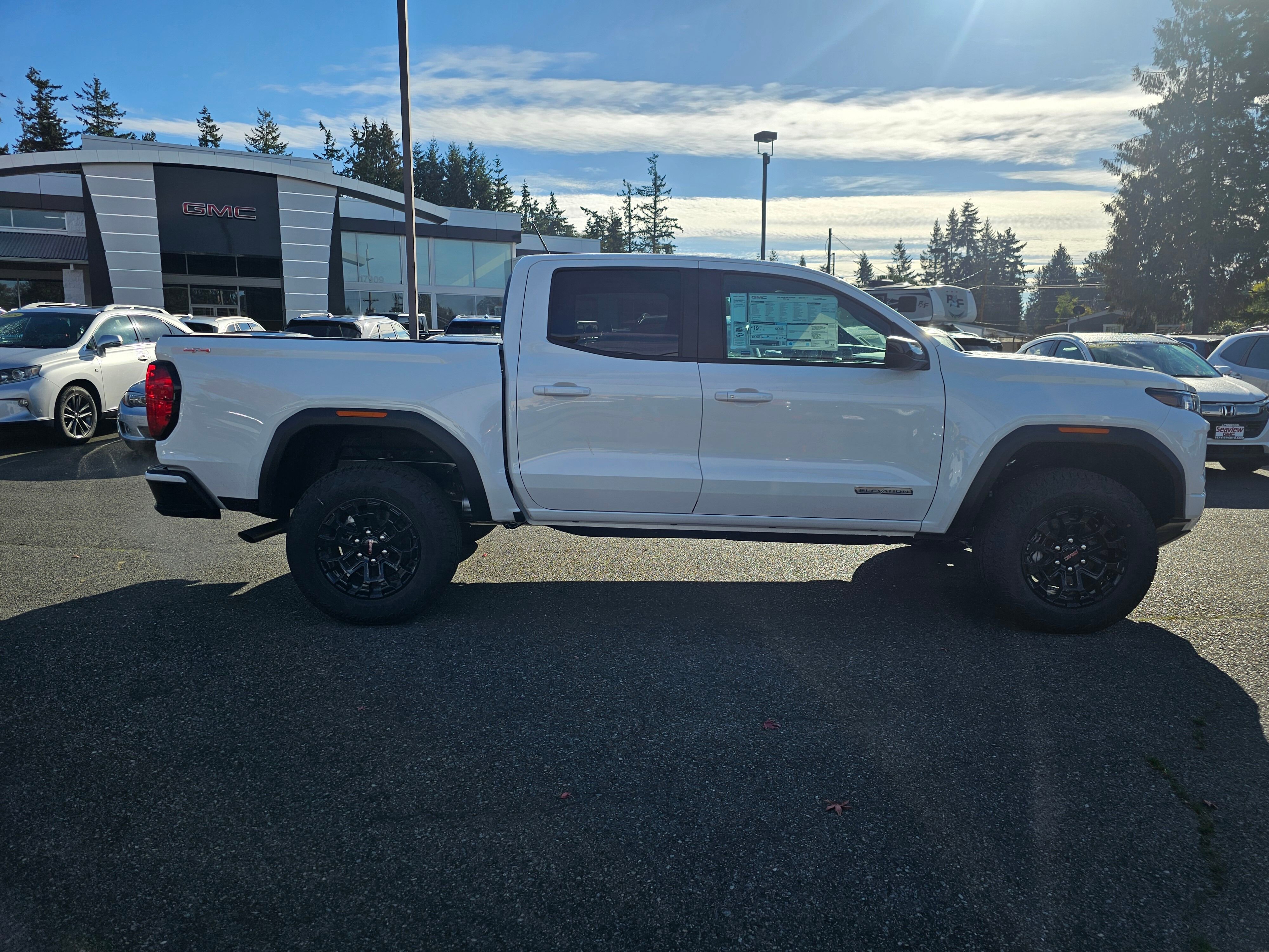 2026 GMC Canyon Elevation - Photo 8