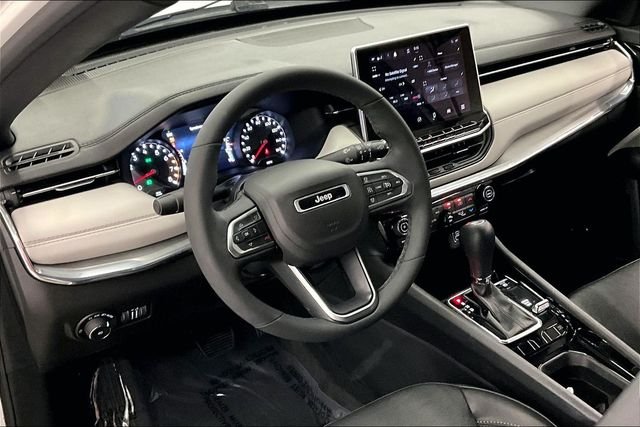 2023 Jeep Compass Limited - Photo 16