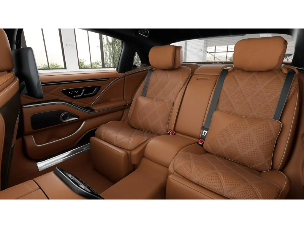 New 2027 Green Mercedes-Benz S 500 image 5