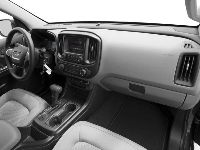 Used 2018 White GMC Base image 19