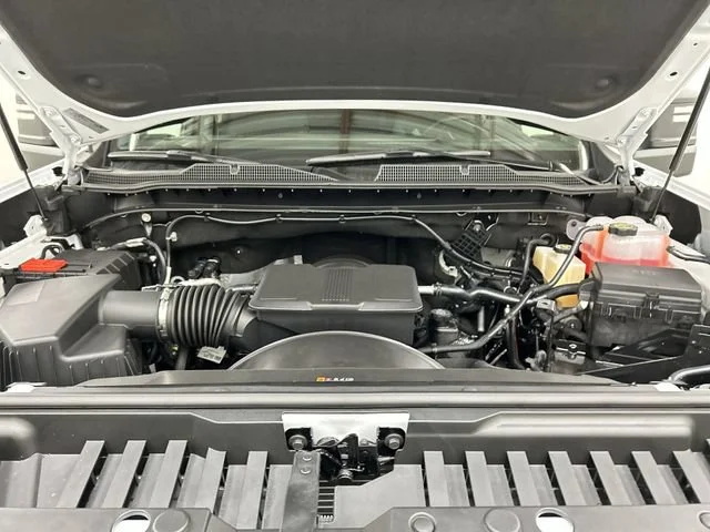 New 2026 Summit White Chevrolet LT image 6