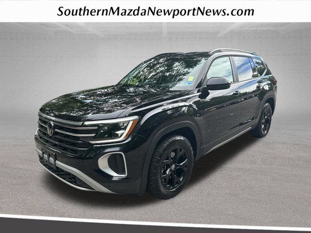 2024 Volkswagen Atlas 2.0T Peak Edition SE w/Technology