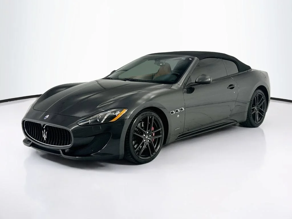 Used 2017 Grigio Granito Metallic Maserati Sport image 9