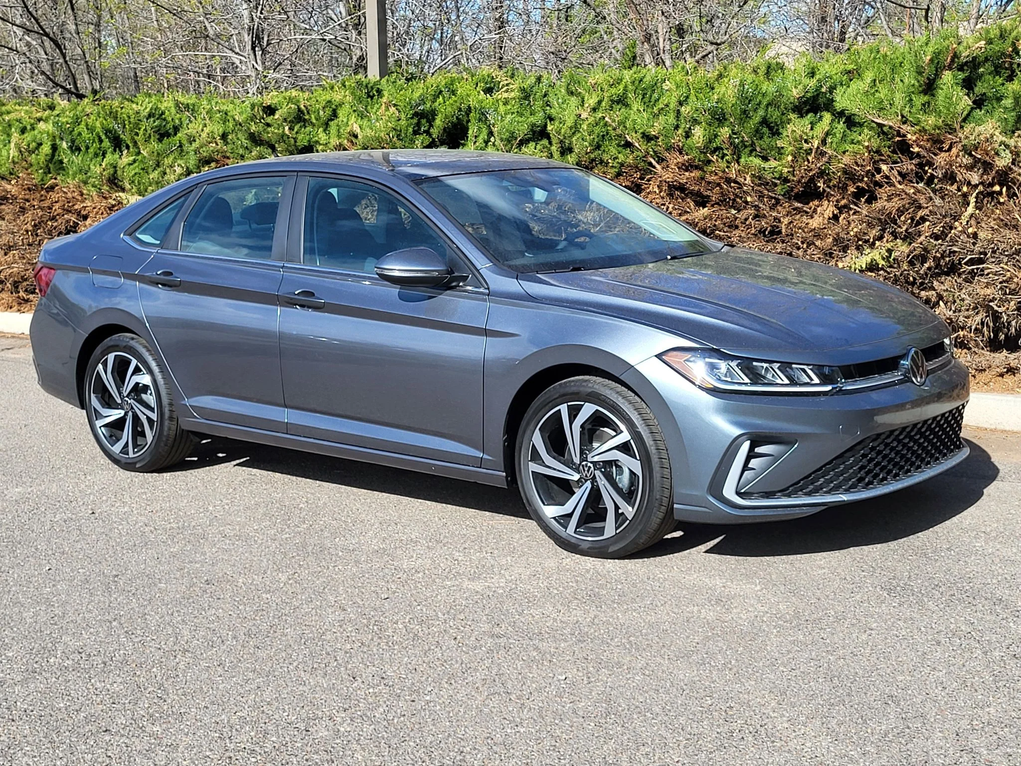 New 2026 Platinum Gray Metallic Volkswagen 1.5T SEL image 3