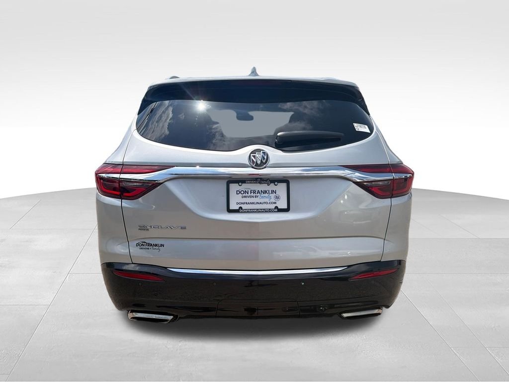 Used 2020 Silver Buick Essence image 4